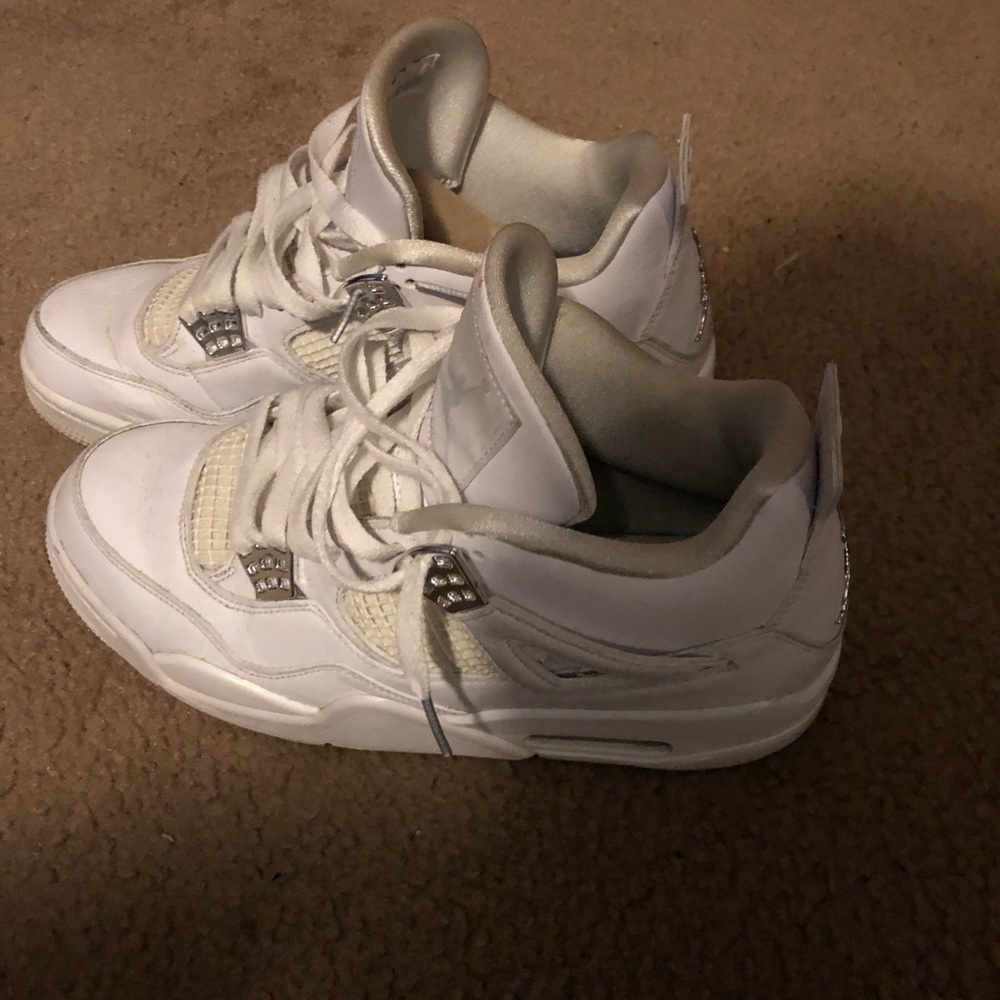 Air Jordan 4 pure money